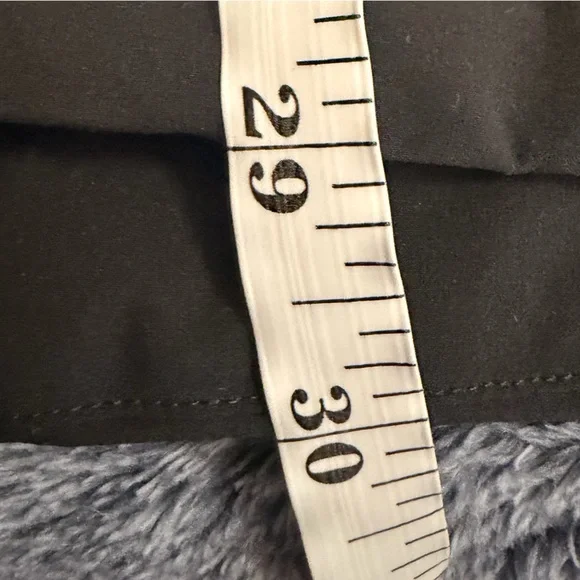 NWOT Lululemon City-to-Hike Waterproof Jacket Black - Picture 13 of 13